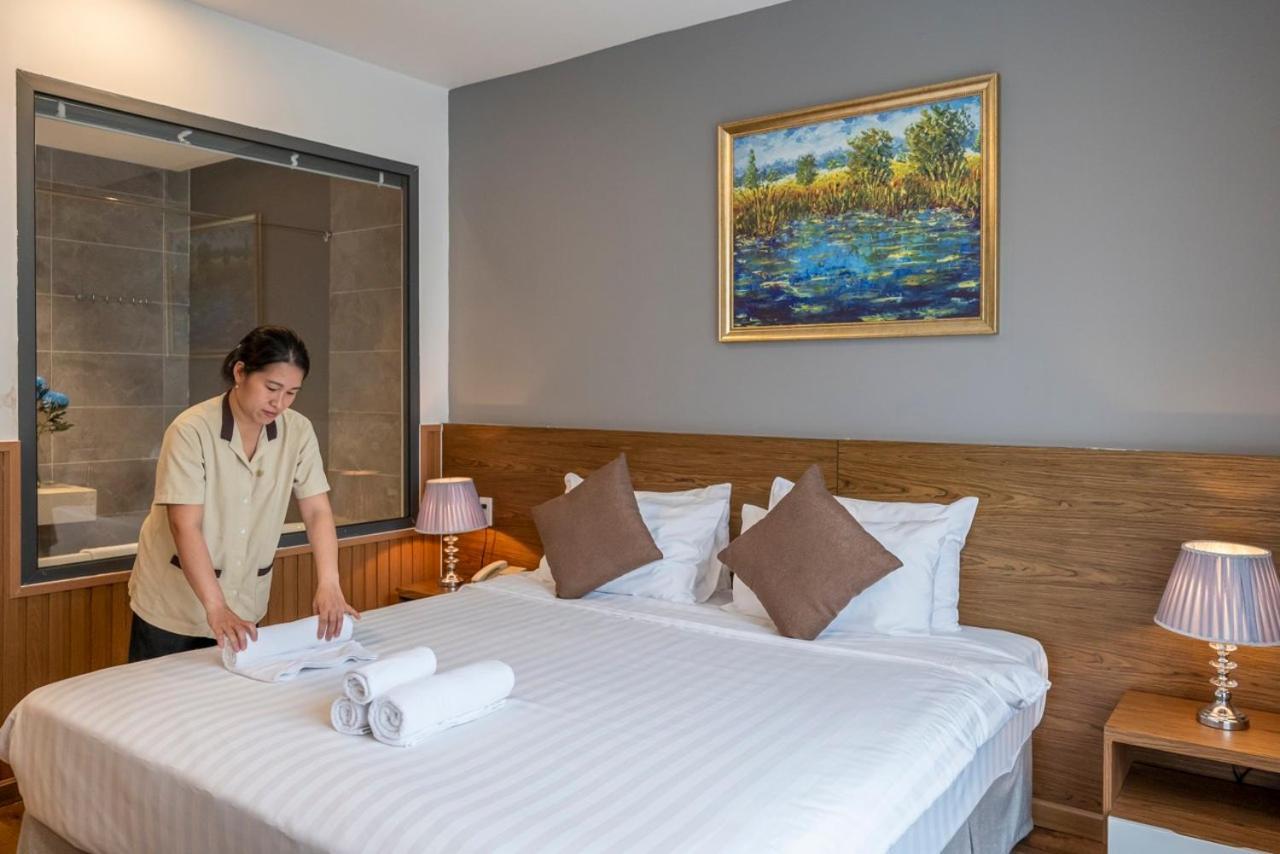 Thao Trang Laluxe Hotel Phu My Hung Хошимин Екстериор снимка
